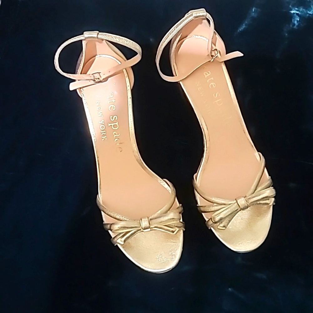 Kate spade Flamenco Wedge sandals size 9.5